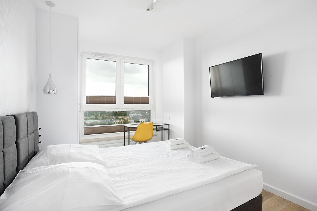 Ms Apartments Sky Tower VII Гданьск Экстерьер фото